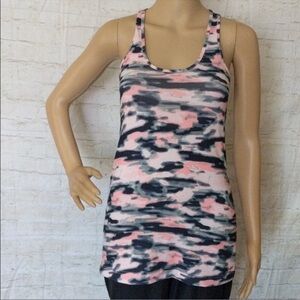 LULULEMON ATHLETICA WOMEN'S‎ TOP